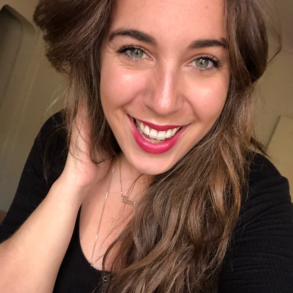 Meet your Posher, Emily